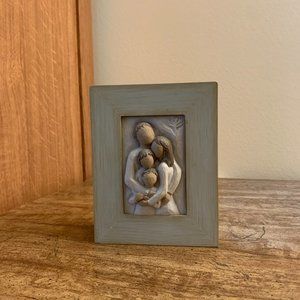 DEMDACO WILLOW TREE FAMILY MEMORY BOX  #501